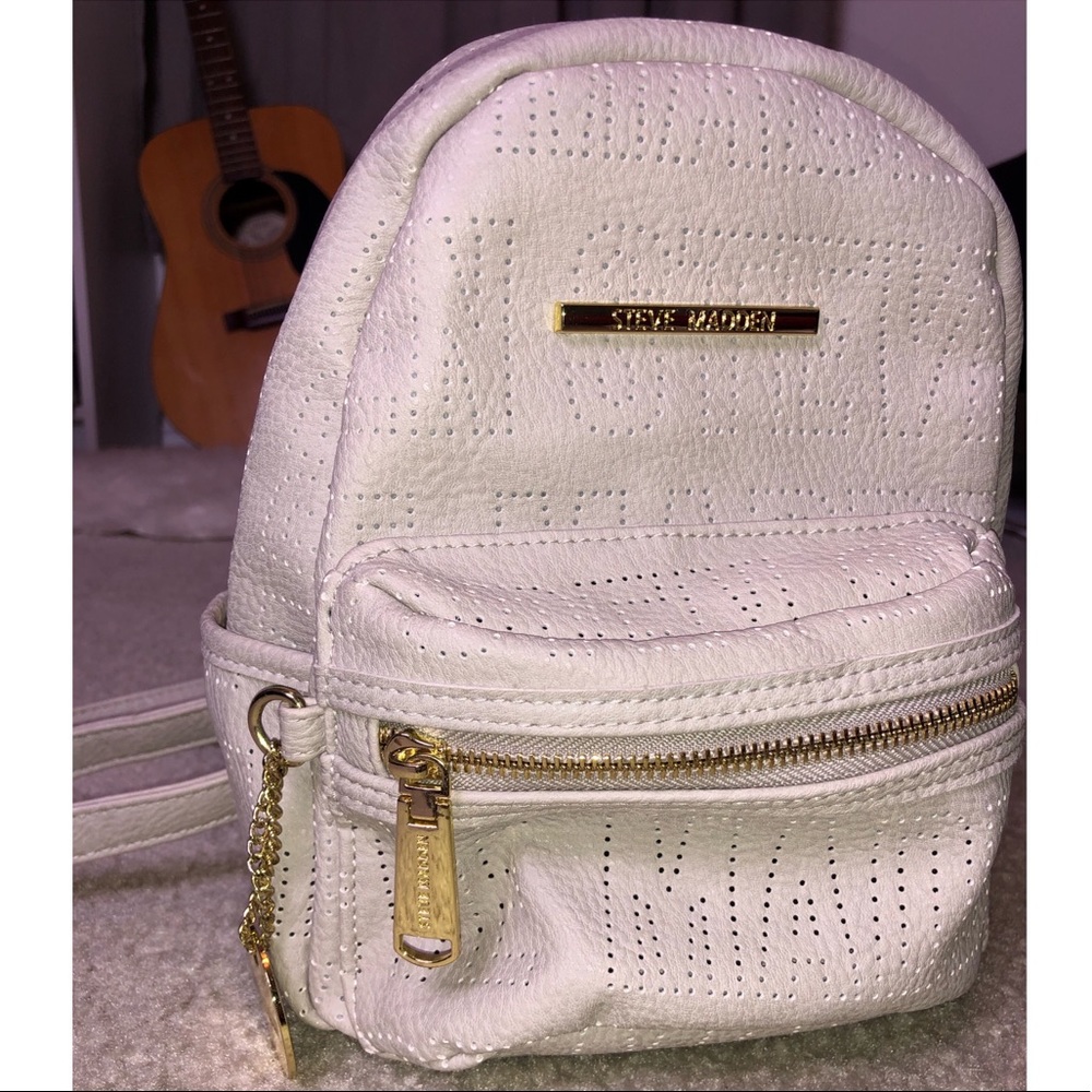 <SOLD> Steve Madden backpack